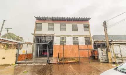 Barracão / Galpão / Depósito com 6 salas à venda na Avenida Madrid, 297, Navegantes, Porto Alegre, 270 m2 por R$ 960.000