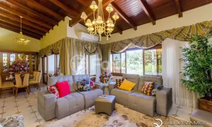 Casa com 4 quartos à venda na Rua Veríssimo Rosa, 50, Partenon, Porto Alegre, 518 m2 por R$ 2.500.000