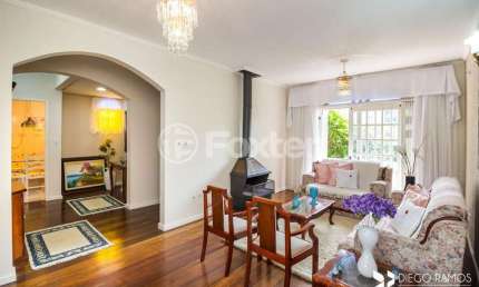 Casa com 4 quartos à venda na Rua Graciano Azambuja, 341, Partenon, Porto Alegre, 247 m2 por R$ 780.000