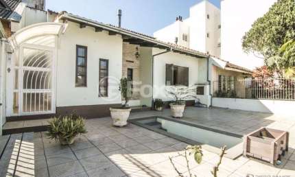 Casa comercial com 2 salas à venda na Rua General Pedro Bittencourt, 253, Passo da Areia, Porto Alegre, 275 m2 por R$ 1.200.000