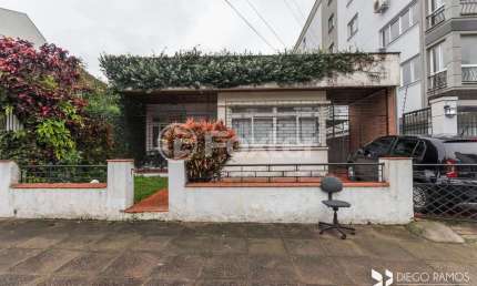 Casa comercial com 1 sala à venda na Rua João Abbott, 212, Petrópolis, Porto Alegre, 155 m2 por R$ 958.000