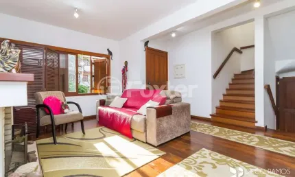 Casa em condomínio fechado com 4 quartos à venda na Praça São Caetano, 90, Teresópolis, Porto Alegre, 195 m2 por R$ 1.350.000