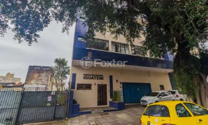 Sala comercial com 2 salas à venda na Rua Paulo Setúbal, 25, Passo da Areia, Porto Alegre, 59 m2 por R$ 280.000