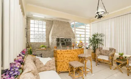 Casa com 3 quartos à venda na Rua Itaúna, 85, Sarandi, Porto Alegre, 197 m2 por R$ 750.000