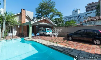 Casa com 3 quartos à venda na Rua Antenor Lemos, 135, Menino Deus, Porto Alegre, 230 m2 por R$ 890.000