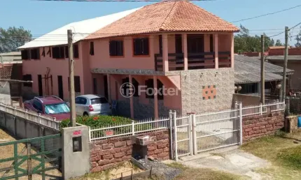 Casa com 6 quartos à venda na Rua Osvaldo Aranha, 4763, Centro, Cidreira, 256 m2 por R$ 322.000