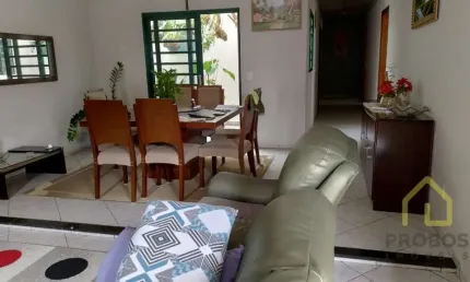Casa com 3 quartos à venda na Rua Londres, Jardim Europa, Indaiatuba, 163 m2 por R$ 850.000