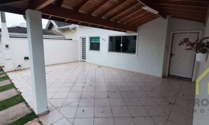Casa em condomínio fechado com 3 quartos à venda na Loteamento Villaggio Di Itaici, 102030, Villaggio Di Itaici, Indaiatuba por R$ 800.000
