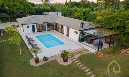 Chácara / sítio com 4 quartos à venda na Alameda dos Mognos, 1655, Colinas do Mosteiro de Itaici, Indaiatuba, 355 m2 por R$ 4.300.000