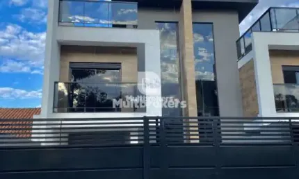 Casa com 3 quartos à venda na Rua Doutor Júlio Farah, 219 04, Uberaba, Curitiba por R$ 1.190.000