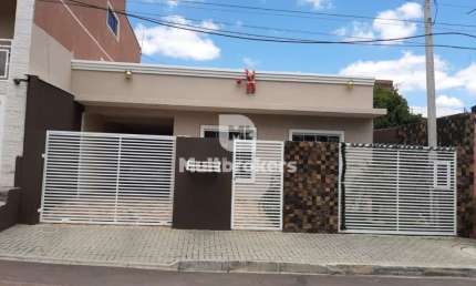 Casa com 3 quartos à venda na Rua Madame Curie, 94, Pinheirinho, Curitiba por R$ 649.900
