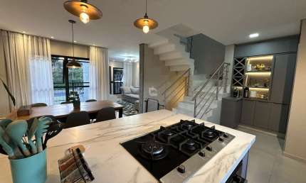 Casa com 3 quartos à venda na Rua Ivaí, 41, Iguaçu, Araucária por R$ 1.500.000