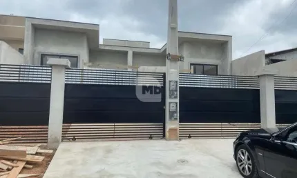 Casa com 2 quartos à venda na Rua Catarina Druszcz Gotfrid, 239, Passauna, Araucária por R$ 480.000