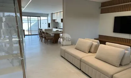 Casa com 3 quartos à venda na Rua Rosália Kaminski, 621, Porto das Laranjeiras, Araucária por R$ 1.380.000