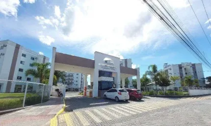 Apartamento a venda de 02 Dormitórios todo mobiliado em Forqulinhas -São José -SC