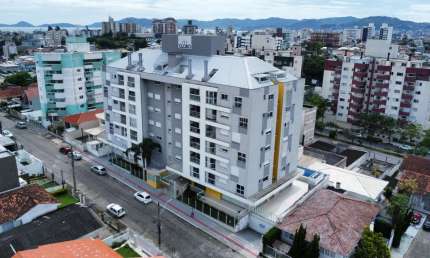 Apartamento Semi-mobiliado de 2 quartos sendo 1 suíte e duas vagas em capoeiras - Florianópolis - SC
