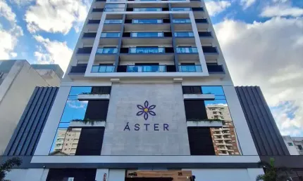 Apartamento de alto padrão com 2 quartos sendo 1 suíte e varanda no kobrasol - são josé - sc