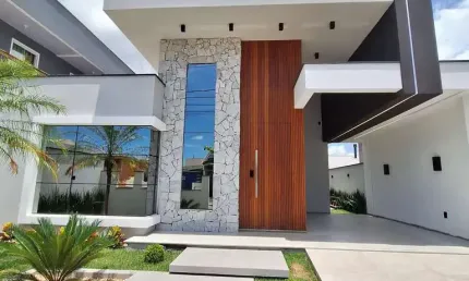Casa com 03 quartos, piscina, área gourmet e fachada imponente no Vale Verde - Palhoça/SC