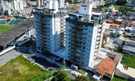 Apartamento de alto padrão com 2 suítes + lavabo localizado no Estreito - Florianópolis - SC