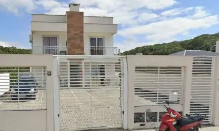 Apartamento com 2 dormitórios no bairro Sertão do Maruim, São José-SC