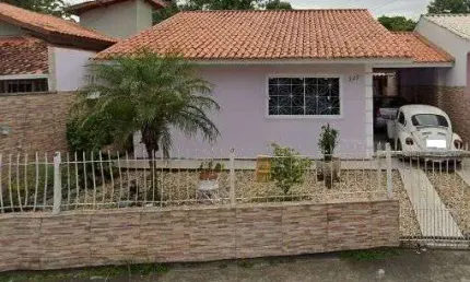 Casa de dois dormitórios no bairro Forquilhas, São José-SC