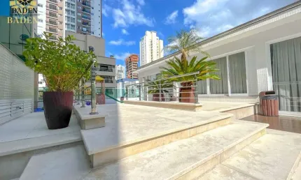 Apartamento 4 dormitórios à venda Centro Balneário Camboriú/SC