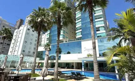 Apartamento com 4 quartos à venda na Rua 317, 200, Meia Praia, Itapema