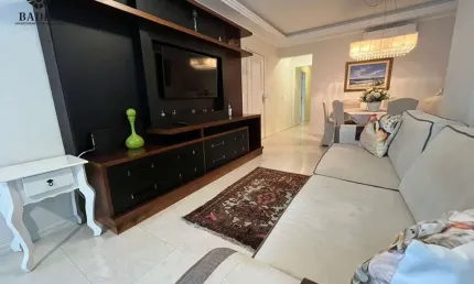 Apartamento 3 dormitórios / quadra mar / 2 vagas / balneário camboriú
