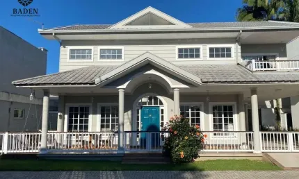 Casa 3 dormitórios à venda Barra Balneário Camboriú/SC