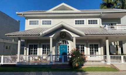 Casa 3 dormitórios à venda Barra Balneário Camboriú/SC