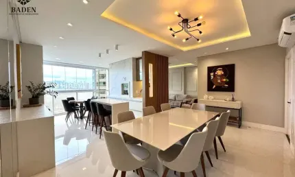 Apartamento com Vista Mar / 4 Dormitórios / Balneário Camboriú