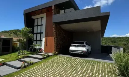 Casa / Condomínio Fechado / Balneário Camboriú - SC