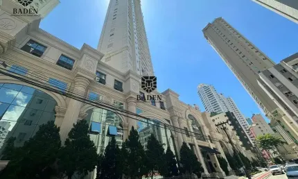 Apartamento com 4 quartos à venda na Rua 3706, 100, Centro, Balneário Camboriú