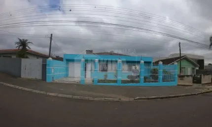Casa Residencial com 3 quartos  à venda, 132.00 m2 por R$800000.00  - Uvaranas - Ponta Grossa/PR