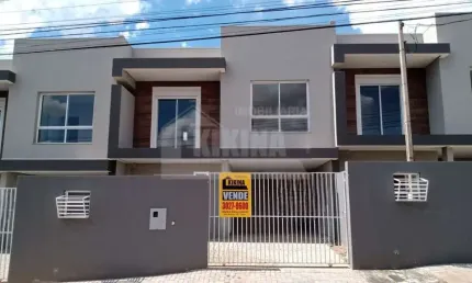 Sobrado com 3 quartos  à venda, 111.00 m2 por R$520000.00  - Orfas - Ponta Grossa/PR