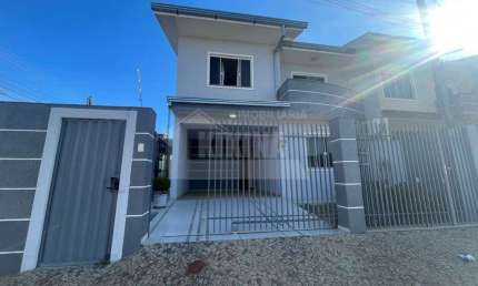Casa Residencial com 3 quartos  para alugar, 115.00 m2 por R$3500.00  - Colonia Dona Luiza - Ponta Grossa/PR