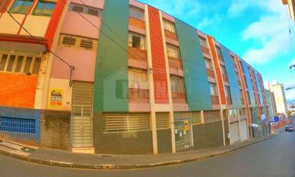Kitinet. com 1 quarto  para alugar, 20.00 m2 por R$500.00  - Centro - Ponta Grossa/PR