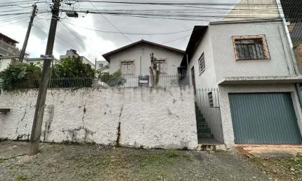 Casa Residencial com 3 quartos  à venda, 90.00 m2 por R$400000.00  - Centro - Ponta Grossa/PR