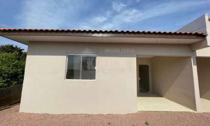 Casa Residencial com 2 quartos  para alugar, 65.00 m2 por R$650.00  - Piriquitos - Ponta Grossa/PR