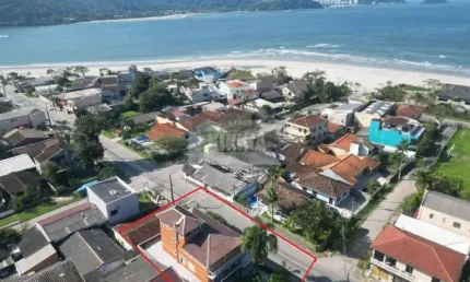 Sobrado com 10 quartos  à venda, 327.00 m2 por R$2000000.00  - Praia De Caieiras - Guaratuba/PR