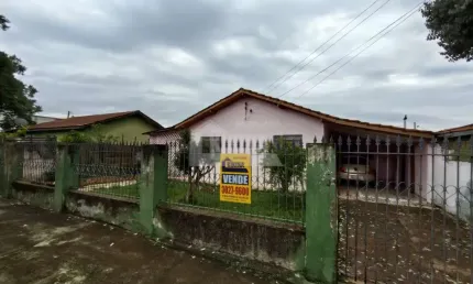 Casa Residencial à venda, 180.00 m2 por R$180000.00  - Uvaranas - Ponta Grossa/PR