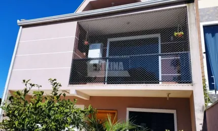 Sobrado com 3 quartos  à venda, 135.00 m2 por R$750000.00  - Nacoes - Fazenda Rio Grande/PR