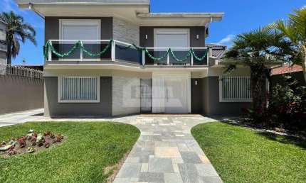 Casa Residencial com 3 quartos  à venda, 309.00 m2 por R$1400000.00  - Jardim Carvalho - Ponta Grossa/PR