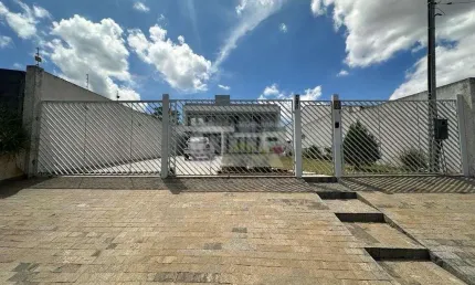 Sobrado com 3 quartos  à venda, 309.00 m2 por R$1500000.00  - Contorno - Ponta Grossa/PR
