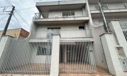 Sobrado com 3 quartos  à venda, 187.00 m2 por R$460000.00  - Uvaranas - Ponta Grossa/PR