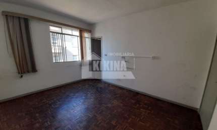 Kitinet. com 1 quarto  para alugar, 20.00 m2 por R$500.00  - Centro - Ponta Grossa/PR