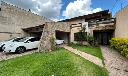 Casa Residencial com 5 quartos  à venda, 454.28 m2 por R$1800000.00  - Centro - Ponta Grossa/PR