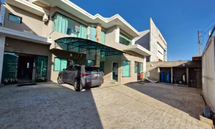Sobrado com 4 quartos  à venda, 580.00 m2 por R$1900000.00  - Oficinas - Ponta Grossa/PR