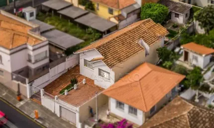 Casa Comercial com 3 quartos  à venda, 128.80 m2 por R$700000.00  - Centro - Ponta Grossa/PR