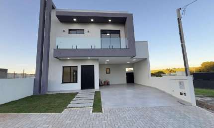 Sobrado com 3 quartos  à venda, 169.00 m2 por R$970000.00  - Jardim Carvalho - Ponta Grossa/PR